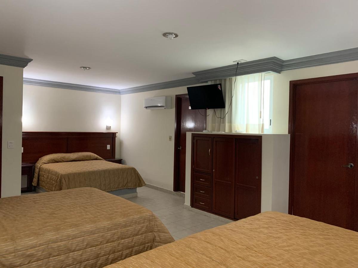 Motel Real Del Sur à Moroleon Extérieur photo