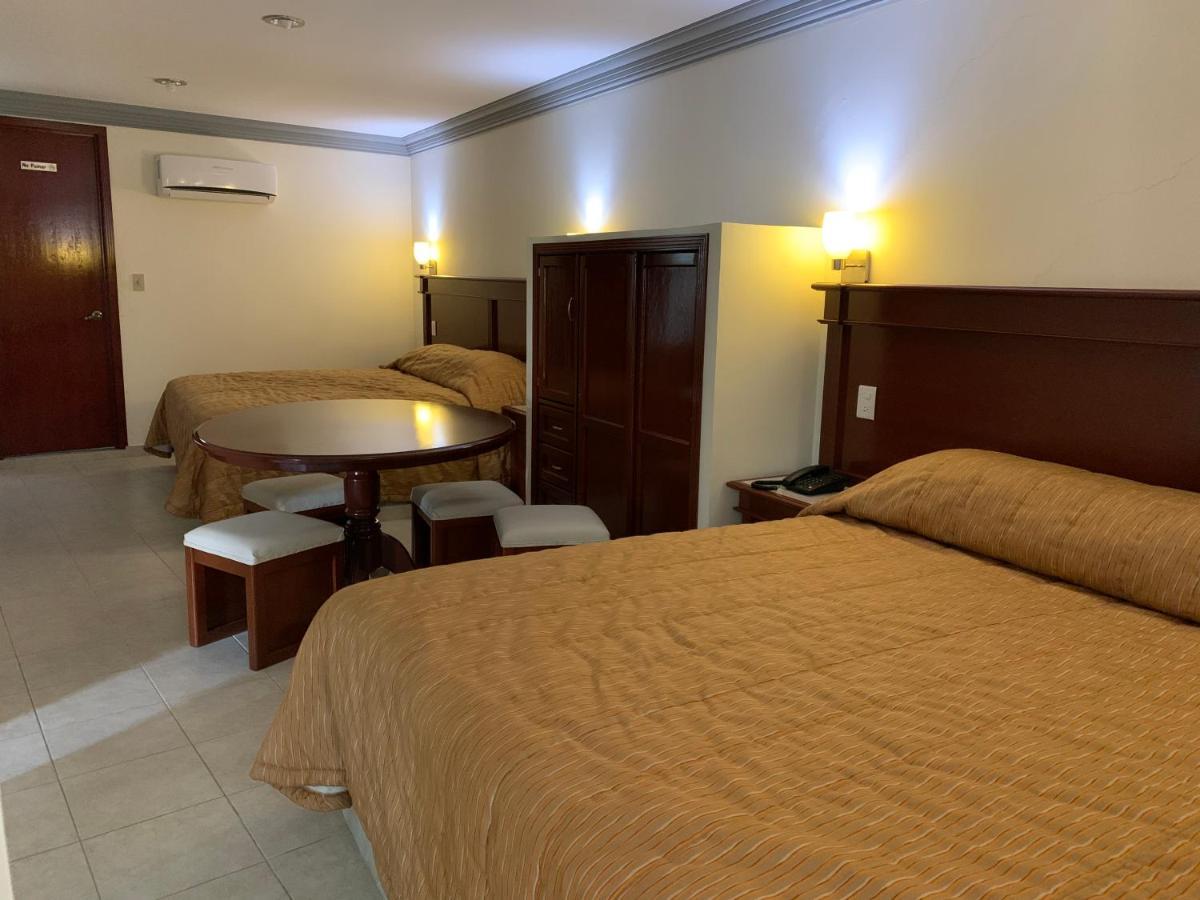 Motel Real Del Sur à Moroleon Extérieur photo
